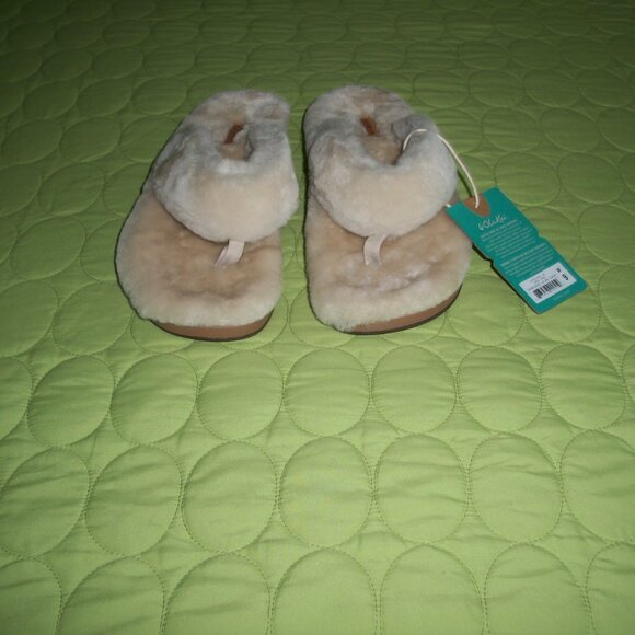 NWT OluKai Kipea Heu Flip Flop, Fluffy Shearling Foam Bed Thong Slippers/Sandals - Picture 6 of 12